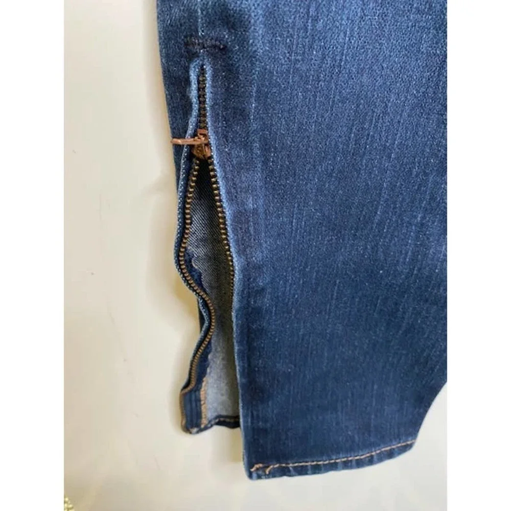 True Religion Gwen women's Skinny Jeans Ankle Zip‎ Size 29